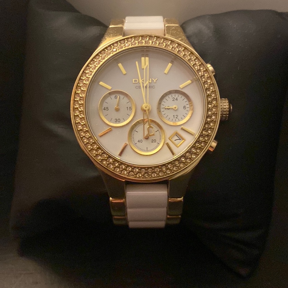 DKNY Ceramic Chronograph White/Gold Watch